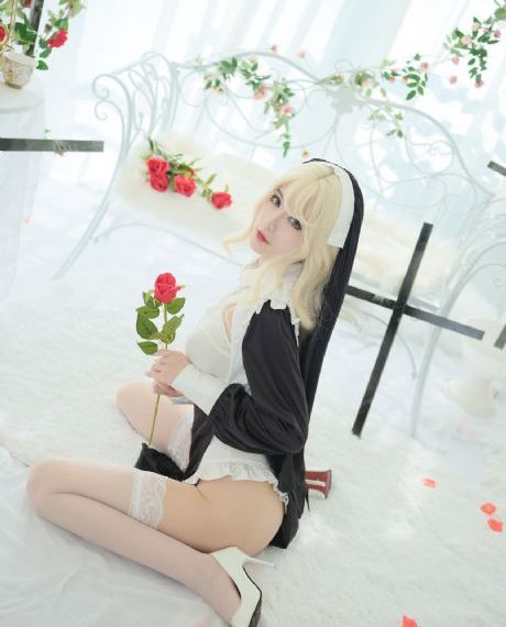 婷婷久久五月天_剧情片电影全集观看
