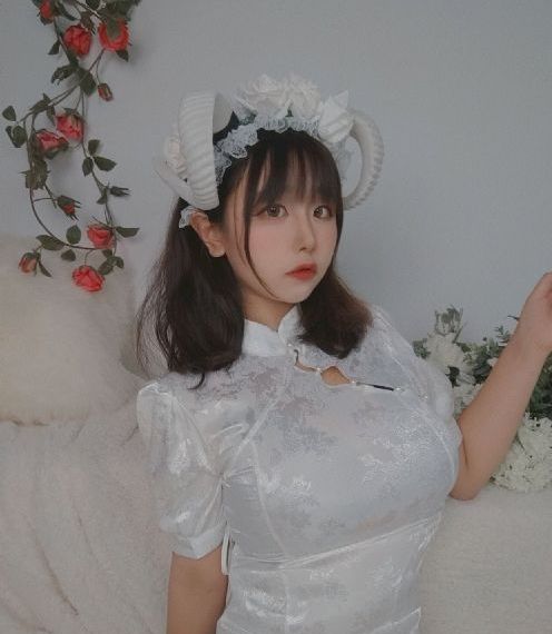 亚洲精品综合欧美二区变态_高清电影完整版在线观看