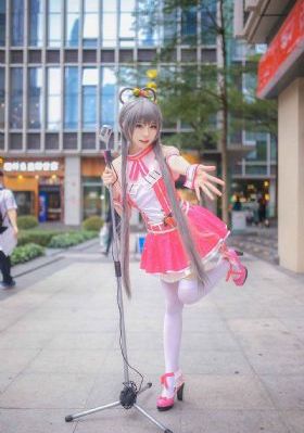 在线日本妇人与黑人成熟免费_超清高清在线