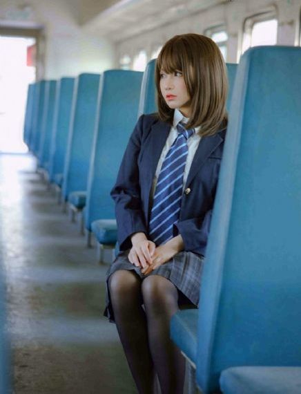 《乳揉みま痴汉电车》在线观看_DVD手机免费观看完整